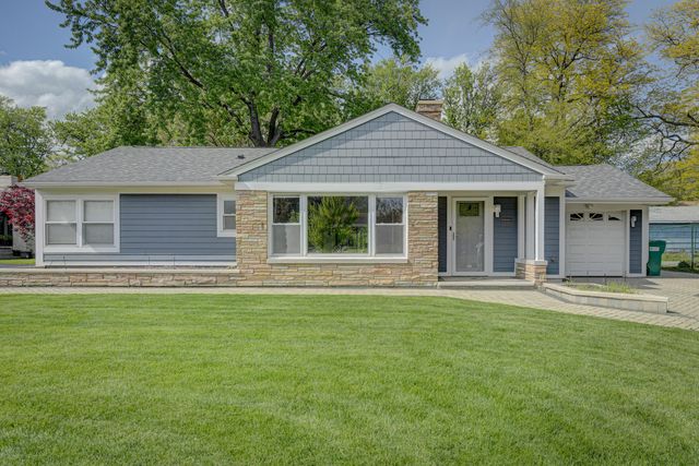 1335 35th Street, Munster, IN 46321