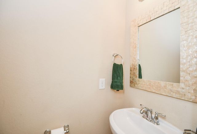 2818 Goodman Ridge Drive, Missouri City, TX 77459