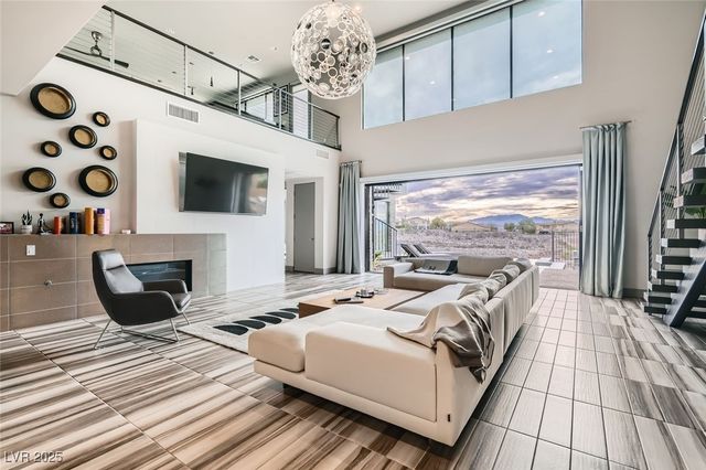 861 Vegas View Drive, Henderson, NV 89052
