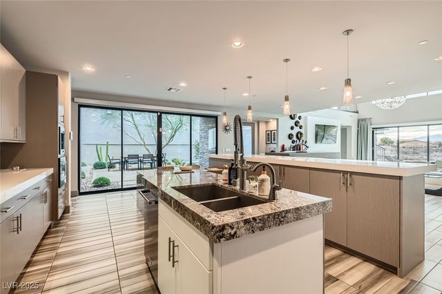 861 Vegas View Drive, Henderson, NV 89052