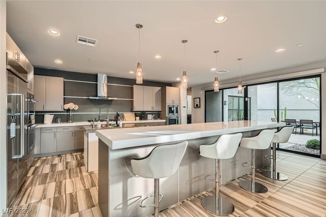 861 Vegas View Drive, Henderson, NV 89052