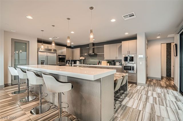 861 Vegas View Drive, Henderson, NV 89052