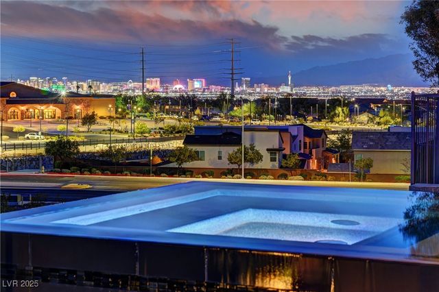 861 Vegas View Drive, Henderson, NV 89052