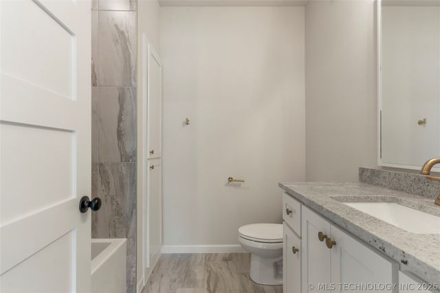17822 E Patriot Drive, Owasso, OK 74055