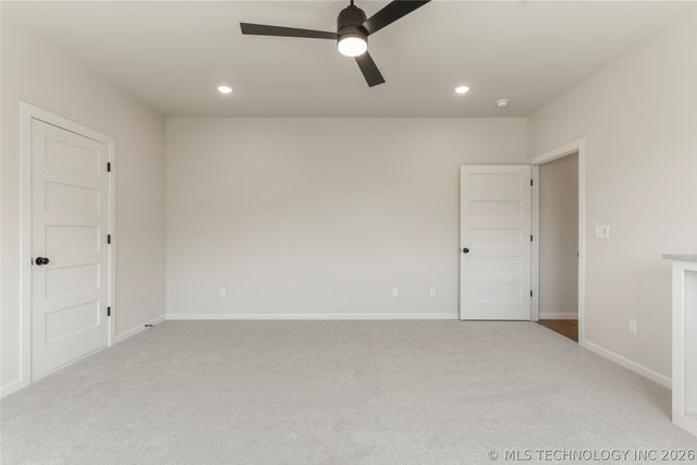 17822 E Patriot Drive, Owasso, OK 74055
