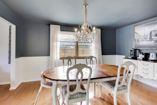 2530 Capri Drive, Schererville, IN 46375