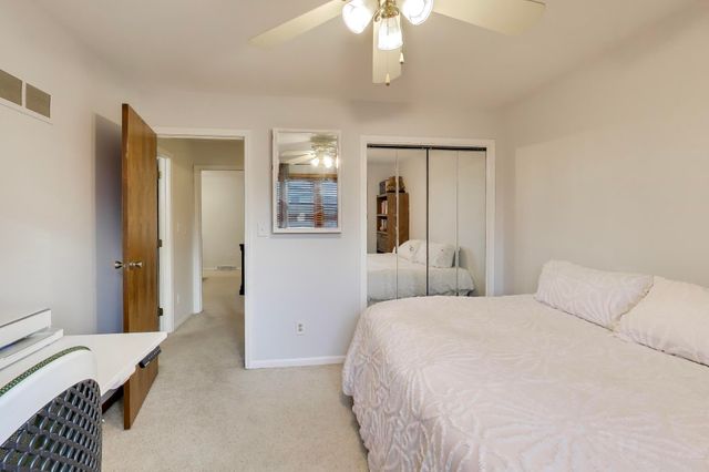 2530 Capri Drive, Schererville, IN 46375