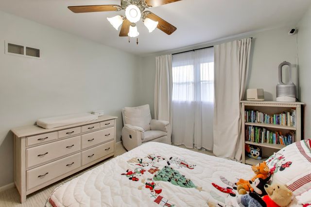 2530 Capri Drive, Schererville, IN 46375