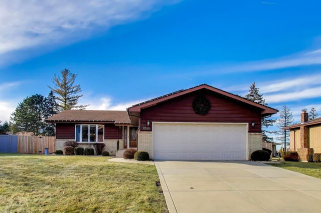 2530 Capri Drive, Schererville, IN 46375