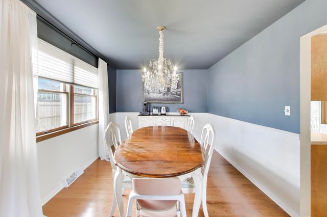 2530 Capri Drive, Schererville, IN 46375