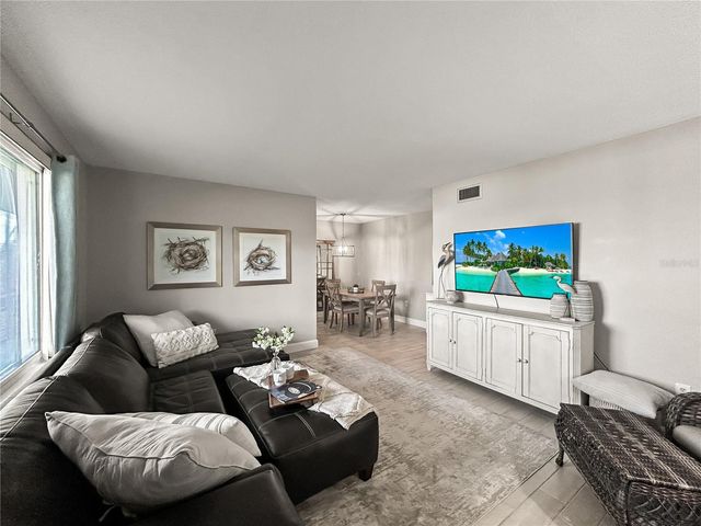 1600 W LAKE PARKER DRIVE C4, Lakeland, FL 33805