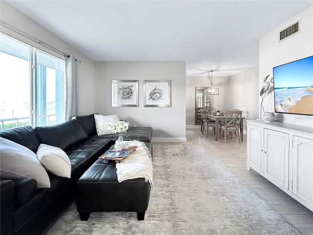 1600 W LAKE PARKER DRIVE C4, Lakeland, FL 33805