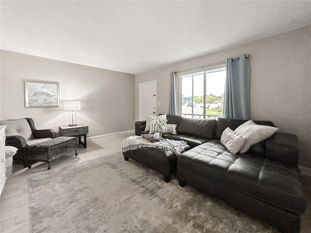 1600 W LAKE PARKER DRIVE C4, Lakeland, FL 33805