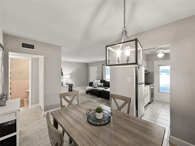 1600 W LAKE PARKER DRIVE C4, Lakeland, FL 33805