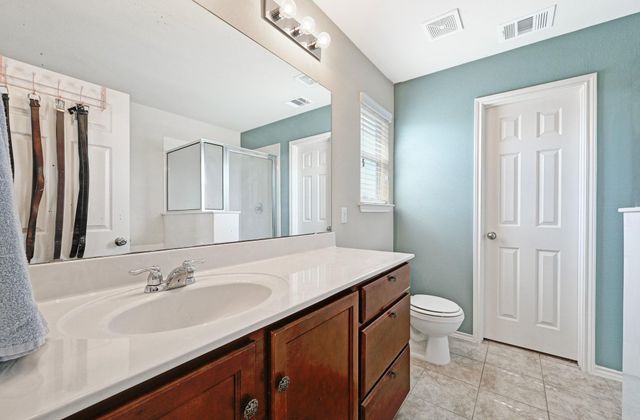 140 Lynn Crest BND, Buda, TX 78610