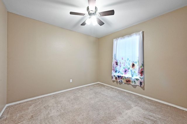 140 Lynn Crest BND, Buda, TX 78610