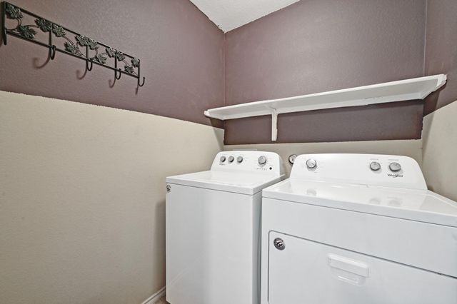 140 Lynn Crest BND, Buda, TX 78610