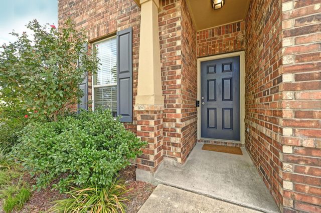 140 Lynn Crest BND, Buda, TX 78610