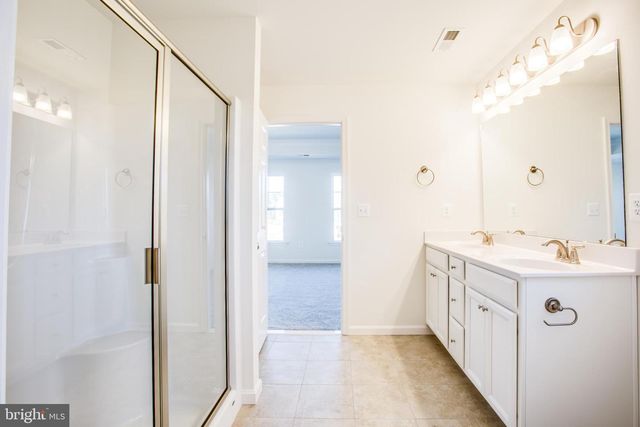 2107 WARRENTON RD, Fredericksburg, VA 22406