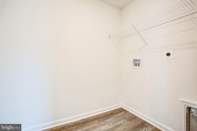 2107 WARRENTON RD, Fredericksburg, VA 22406