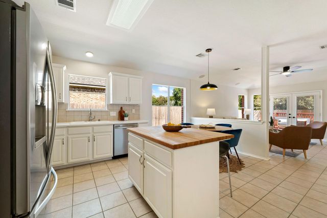 2218 Macaw DR, Cedar Park, TX 78613