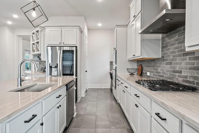 124 Low River LN, Georgetown, TX 78628