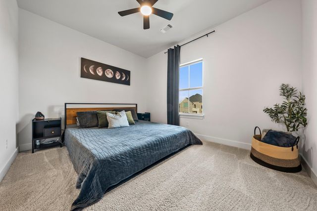 124 Low River LN, Georgetown, TX 78628