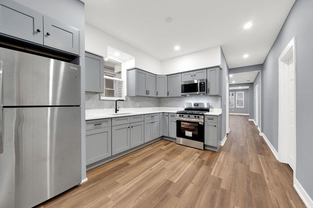 4409 S Rockwell Street, Chicago, IL 60632