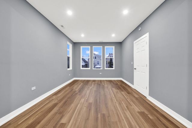 4409 S Rockwell Street, Chicago, IL 60632