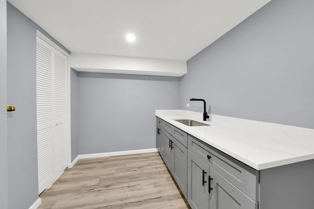 4409 S Rockwell Street, Chicago, IL 60632