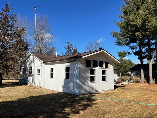 2382 18th Avenue, Friendship, WI 53934