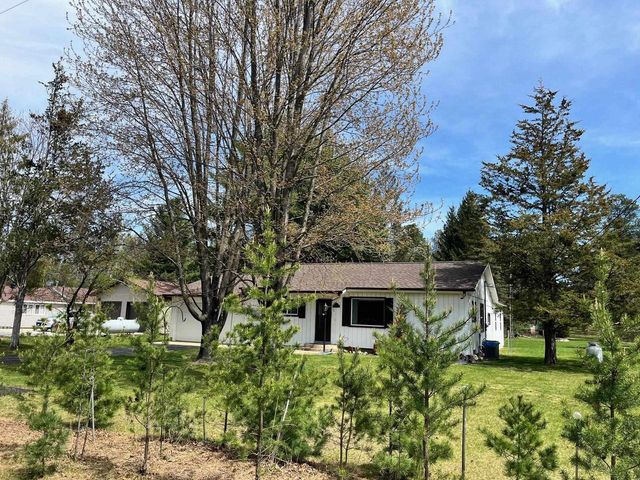 2382 18th Avenue, Friendship, WI 53934