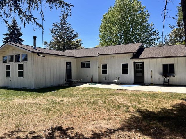 2382 18th Avenue, Friendship, WI 53934