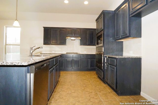 4010 Arena Blanca, San Antonio, TX 78261