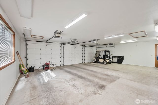 12371 Rainier Drive, Burlington, WA 98233