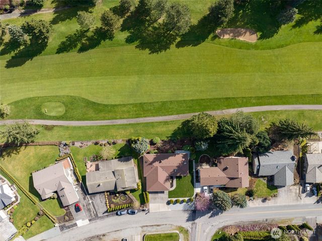 12371 Rainier Drive, Burlington, WA 98233