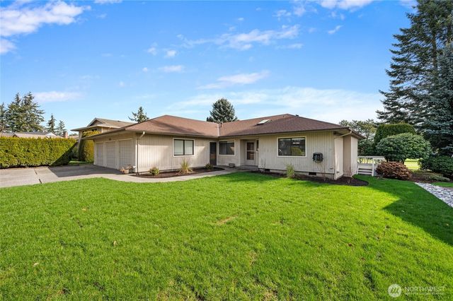 12371 Rainier Drive, Burlington, WA 98233