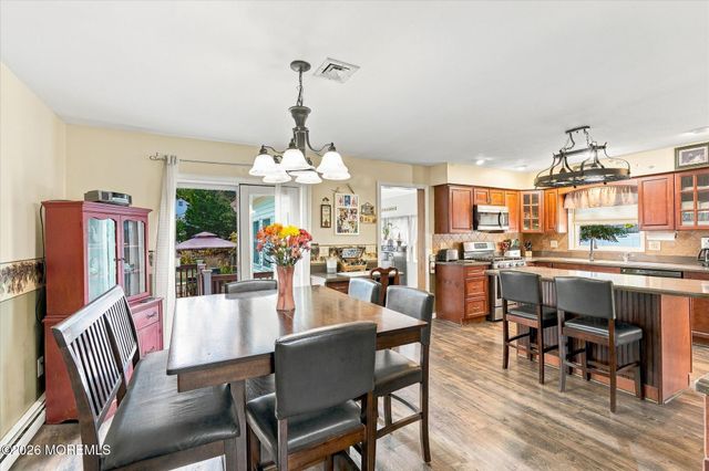 14 Oak Leaf Drive, Waretown, NJ 08758