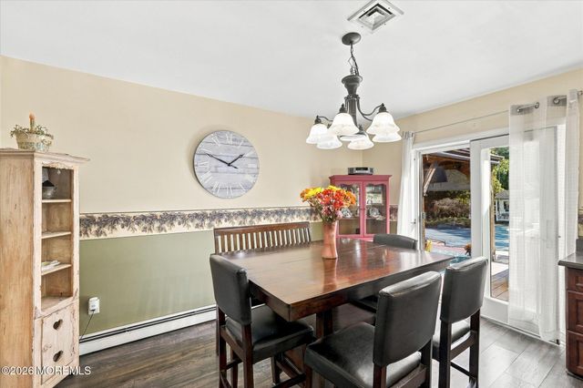 14 Oak Leaf Drive, Waretown, NJ 08758