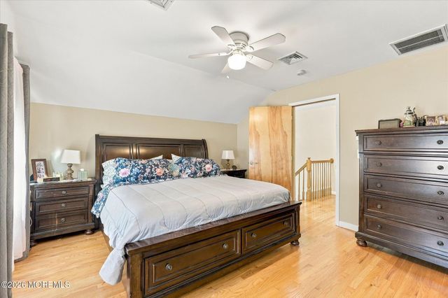 14 Oak Leaf Drive, Waretown, NJ 08758