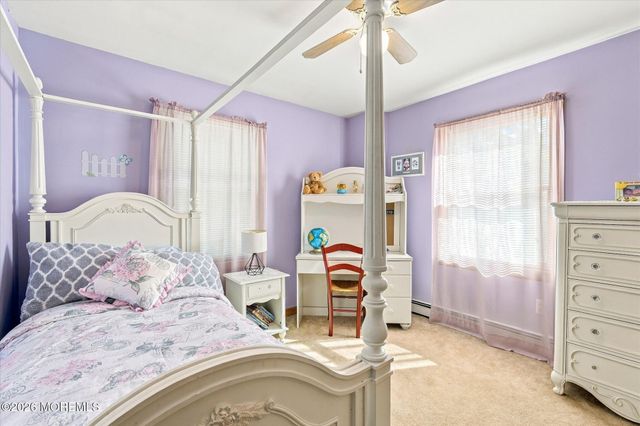 14 Oak Leaf Drive, Waretown, NJ 08758