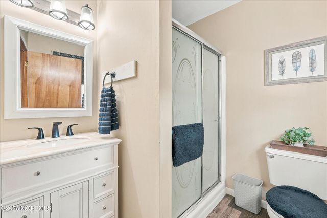 14 Oak Leaf Drive, Waretown, NJ 08758