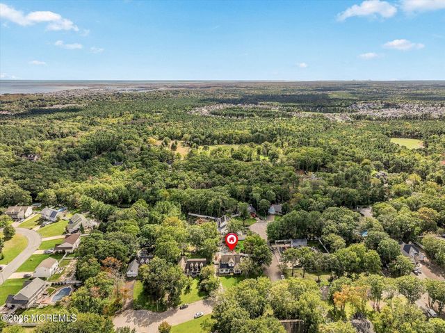 14 Oak Leaf Drive, Waretown, NJ 08758