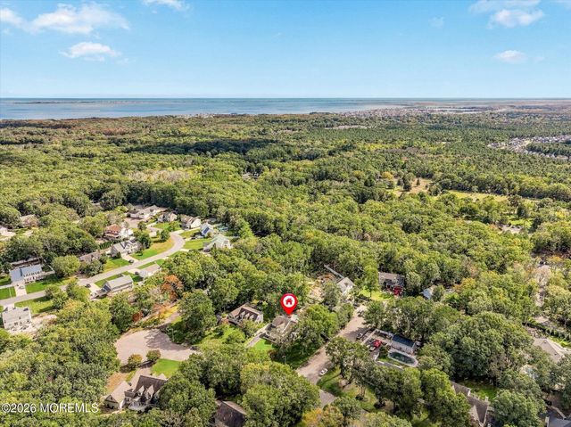 14 Oak Leaf Drive, Waretown, NJ 08758