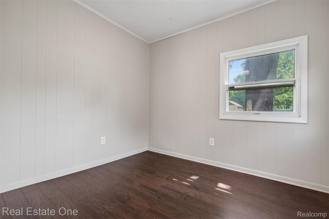 111 S Atwater Street, Durand, MI 48429