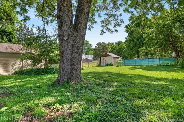 111 S Atwater Street, Durand, MI 48429