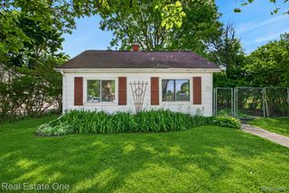 111 S Atwater Street, Durand, MI 48429