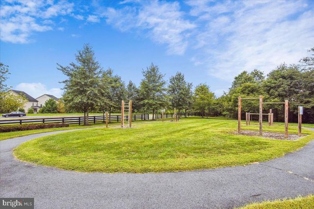 25324 ASHBURY DR, Chantilly, VA 20152