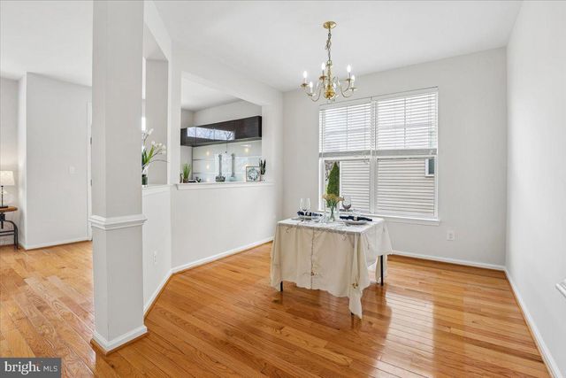 25324 ASHBURY DR, Chantilly, VA 20152