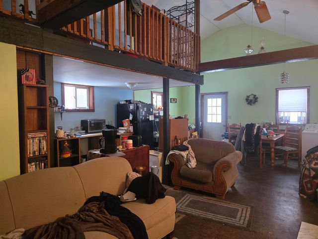 5525 N Comstock Avenue, Beaver Twp, MI 49421